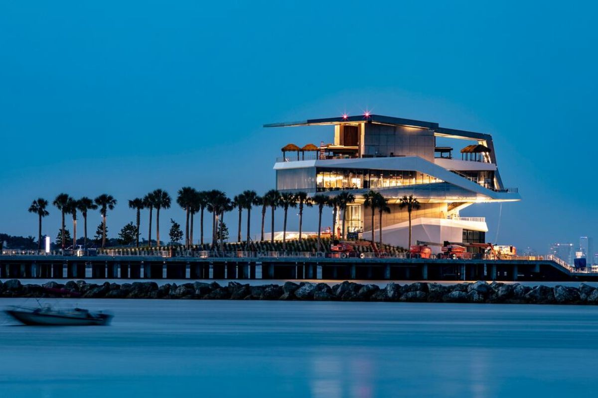 Top 10 Restaurants in St. Petersburg, Florida - Florida Insider